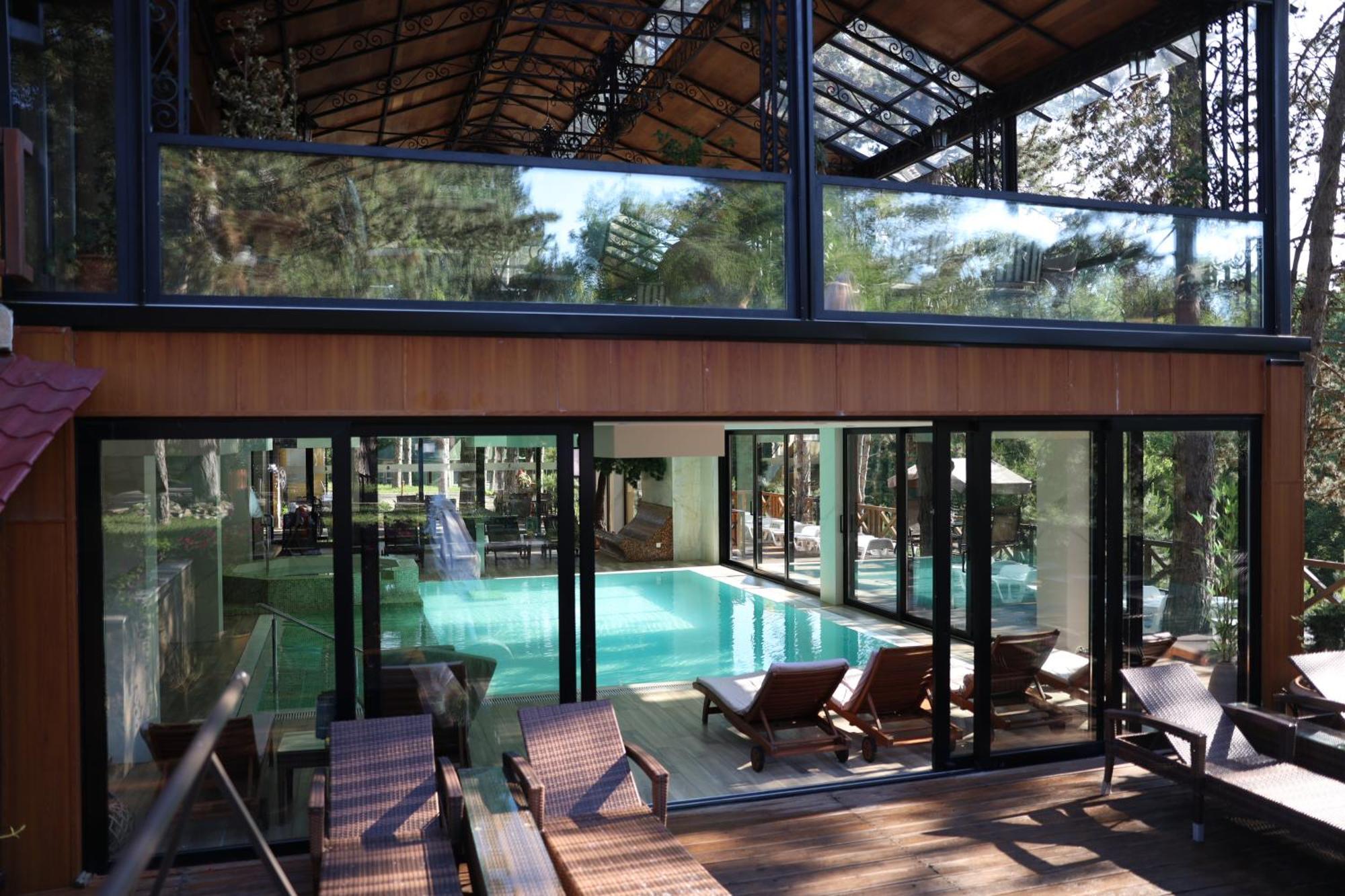 Hotel Borkovac Рума Екстериор снимка