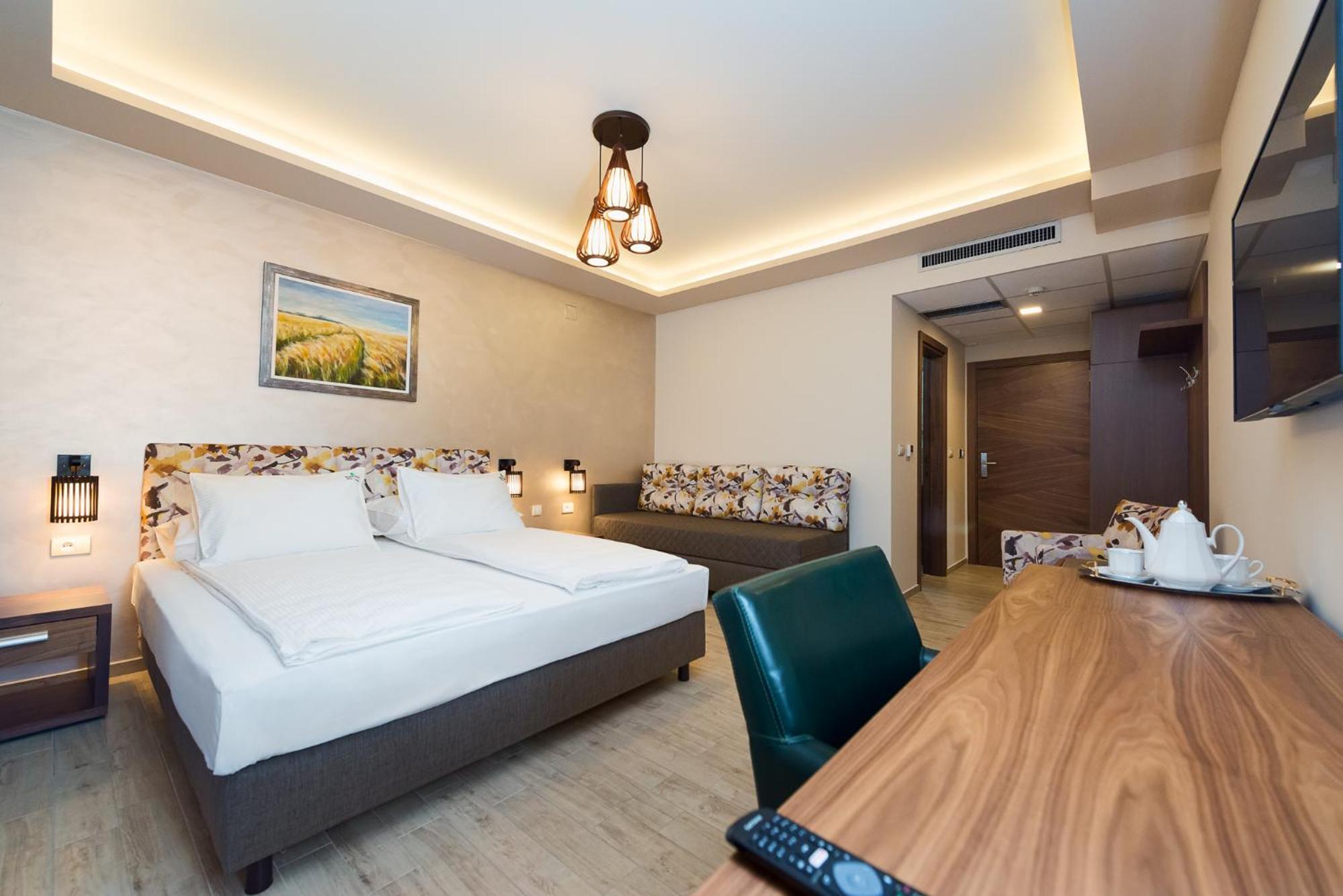 Hotel Borkovac Рума Екстериор снимка